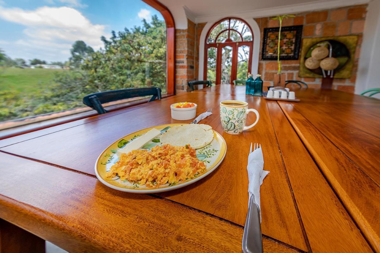 Ayenda Llanogrande Inn ริโอเนโกร ภายนอก รูปภาพ